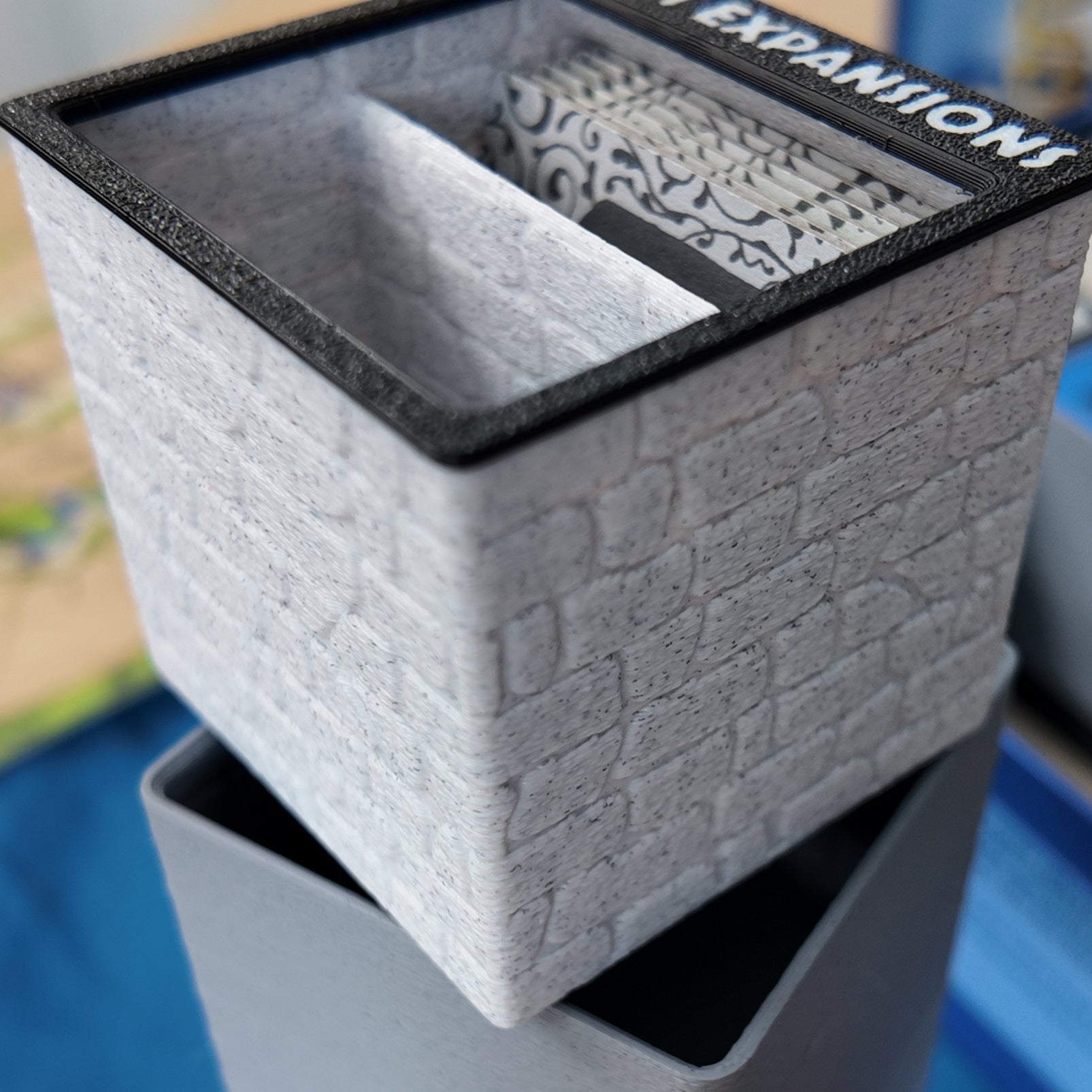 LegendaryMakes Carcassonne Stone & Marble Ruins Gridfinity Organizer – Marble drop-in reveal with cobblestone texture and fuzzy skin on raised stones zoom in